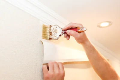 Pose de papier peint à Maisnil — revêtements muraux et toiles de verre